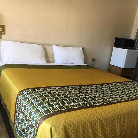 Diamond View Motel Сюзънвил Екстериор снимка