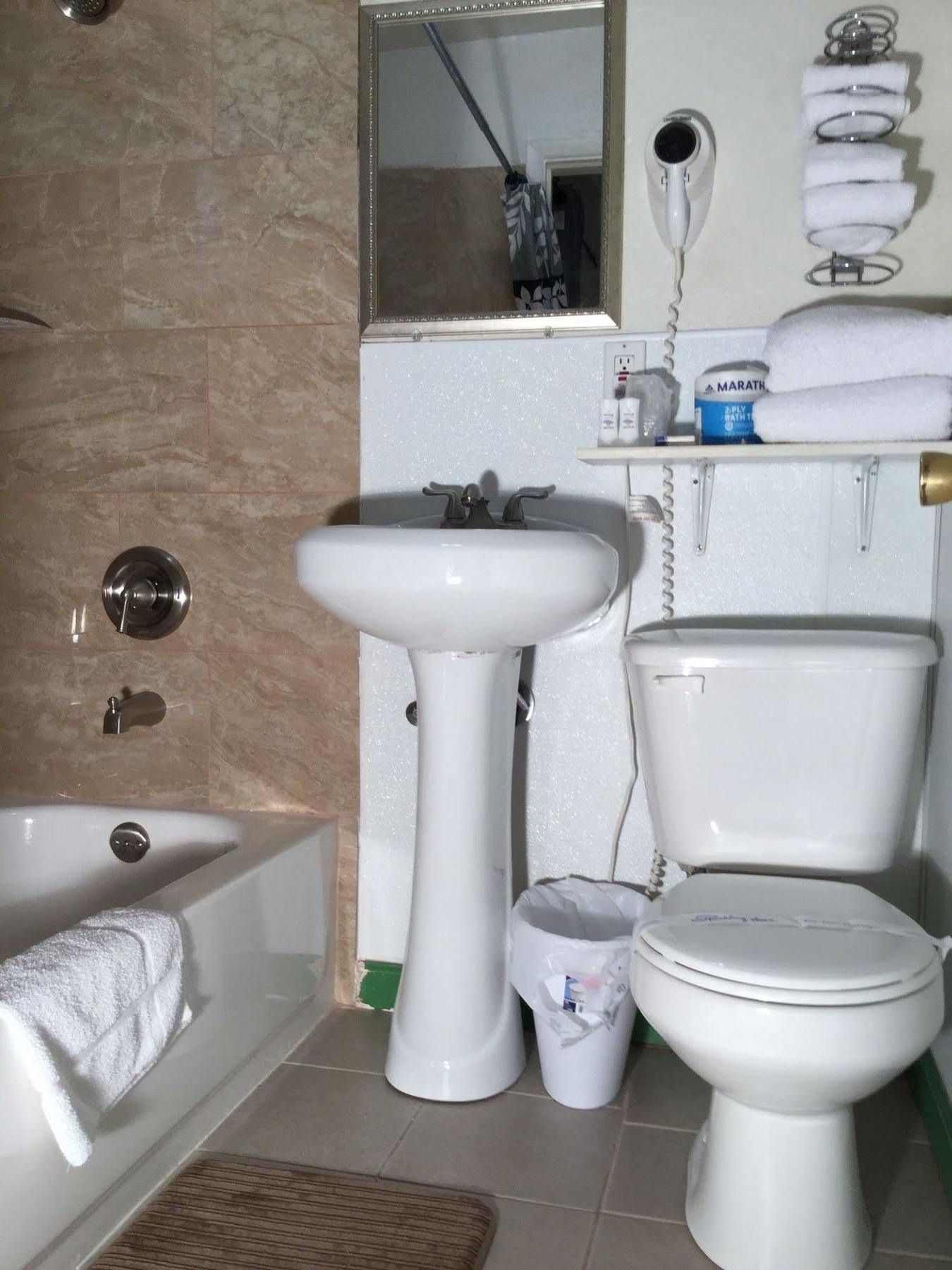 Diamond View Motel Сюзънвил Екстериор снимка