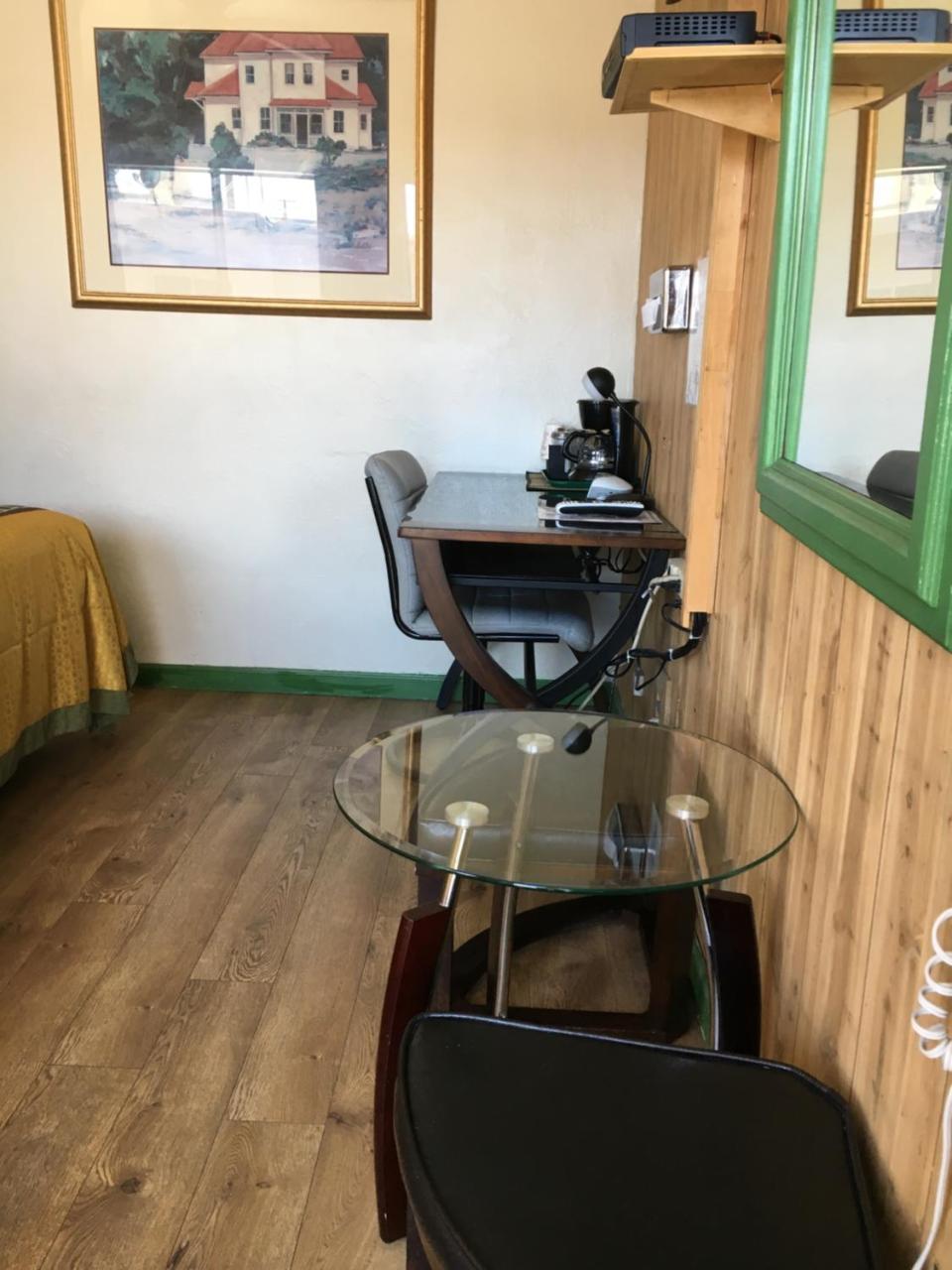 Diamond View Motel Сюзънвил Екстериор снимка